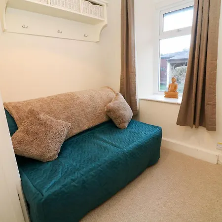 1 Sunnybank, Holiday home *